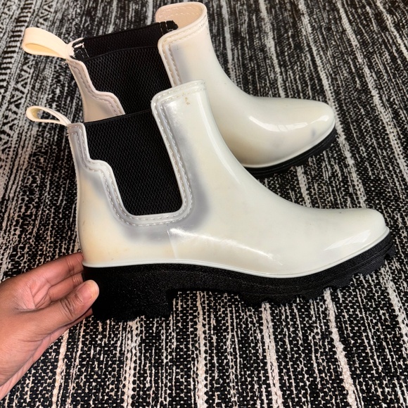 7Jeans Ankle Rain Boots - Picture 1 of 3
